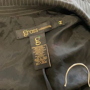 Misses pants suit excellent condition.